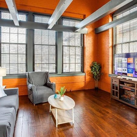 ロチェスター Centric Modern Loft W/ King Beds & Smart Gametableヴィラ エクステリア 写真