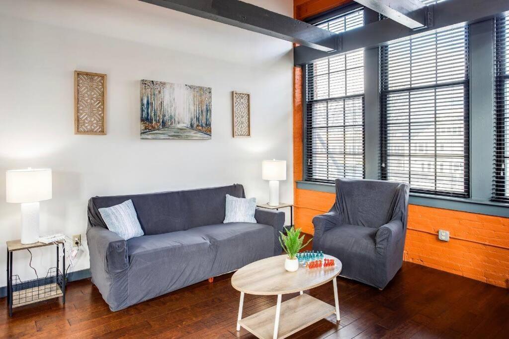 ロチェスター Centric Modern Loft W/ King Beds & Smart Gametableヴィラ エクステリア 写真