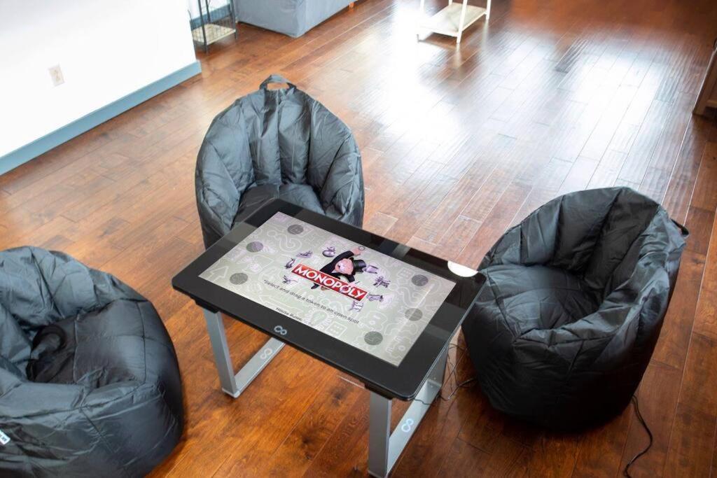 ロチェスター Centric Modern Loft W/ King Beds & Smart Gametableヴィラ エクステリア 写真