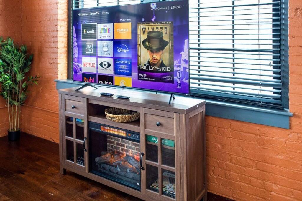 ロチェスター Centric Modern Loft W/ King Beds & Smart Gametableヴィラ エクステリア 写真